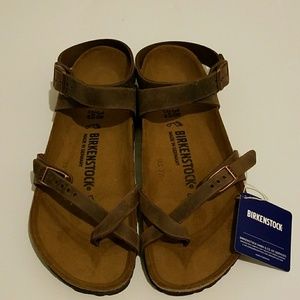 Birkenstock Shoes - New Birkenstock Yara Sandals Habana Birkenstock Shoes - New Birkenstock Yara Sandals Habana